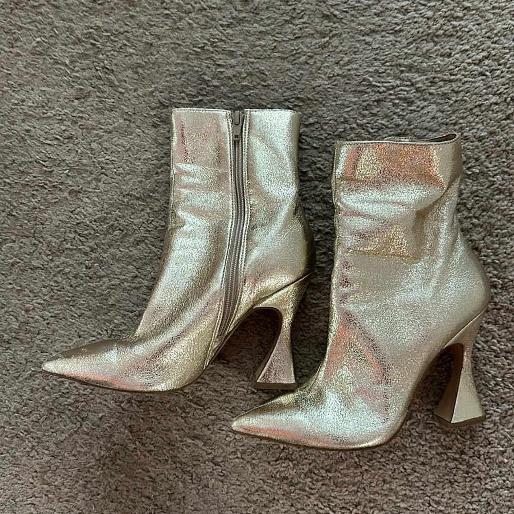 Vivy Gold Metallic Boots